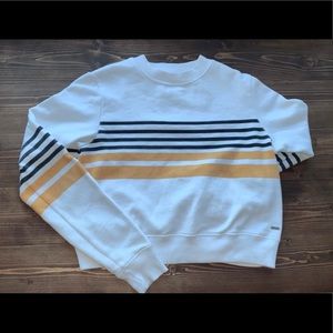 Hollister Cropped Sweater/Crewneck